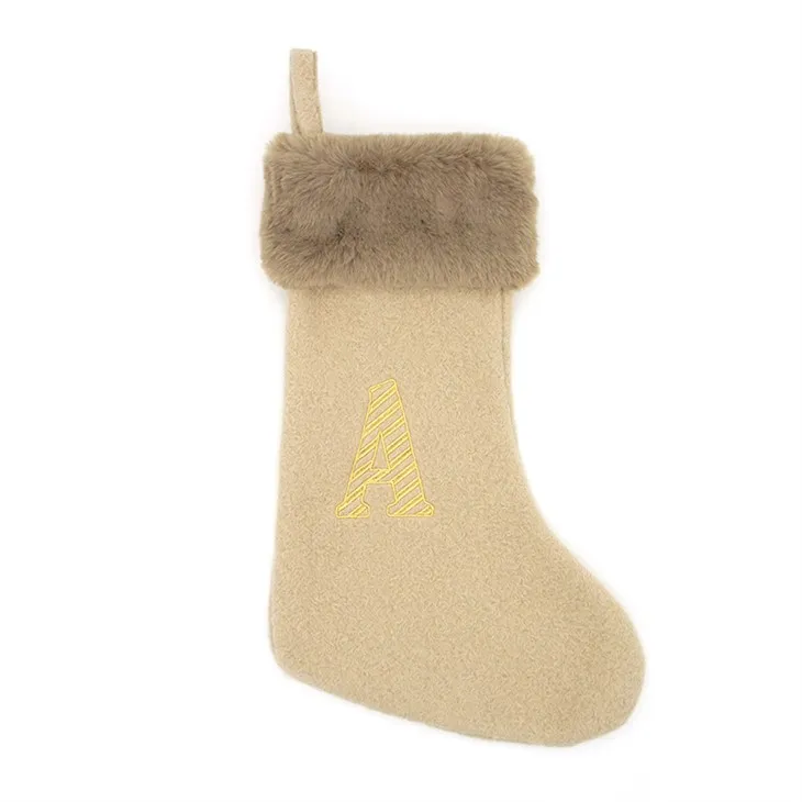 ciorapi inițiali de Crăciun