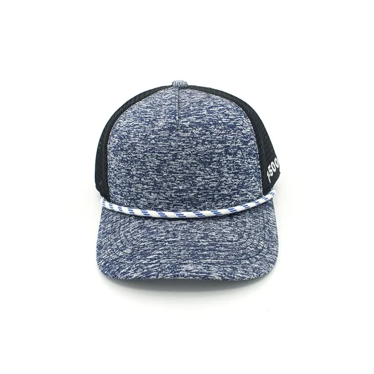 Șepci de iarnă personalizate