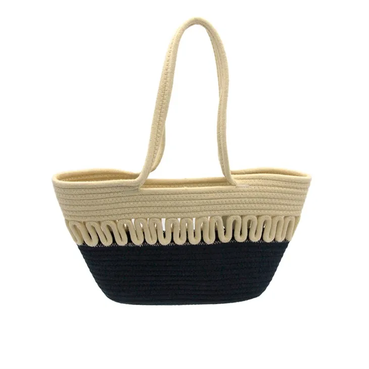 Geantă cu cusături